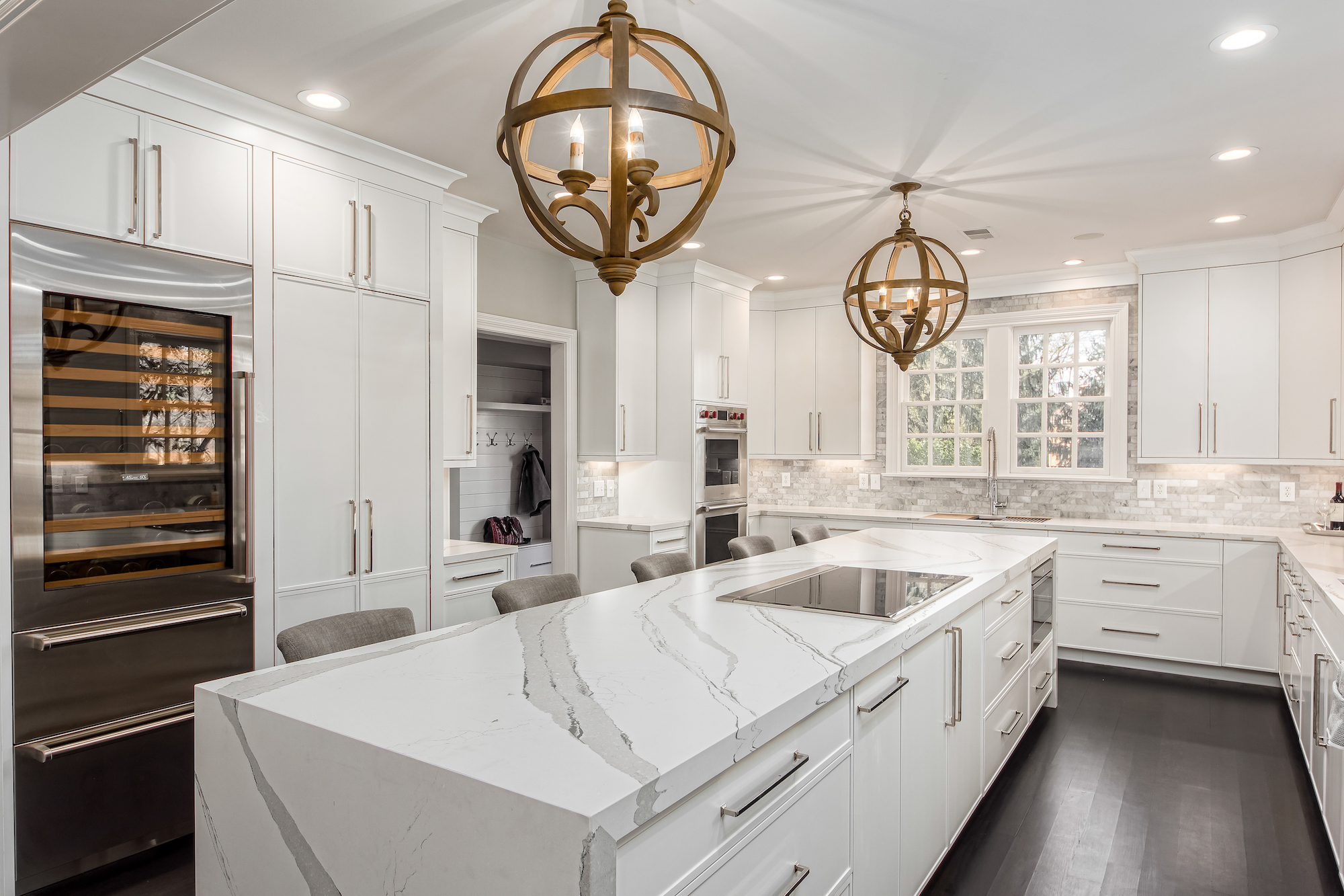 luxury kitchen and bath remodeling contracor